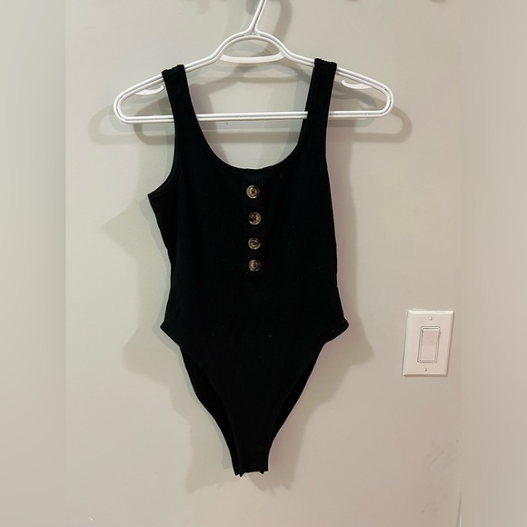 Shein Button Bodysuit - Picture 1 of 3